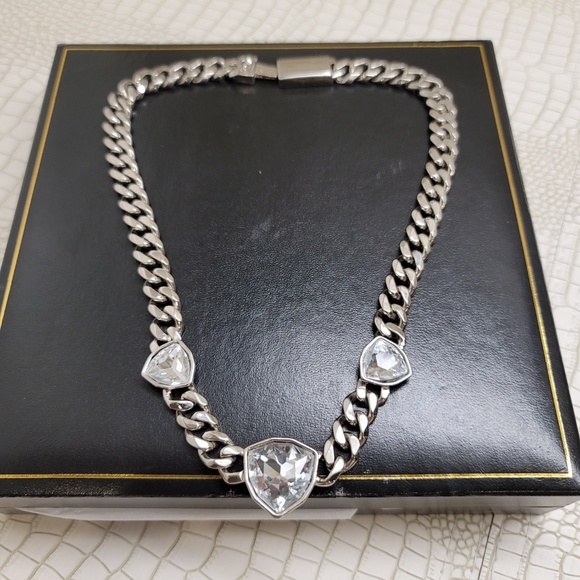 Givenchy Silver tone Necklace with Interlocking Design - Picture 3 of 11